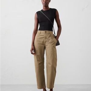 SOFT STRETCH CREW-NECK T-SHIRT - Black Sleeveless Top